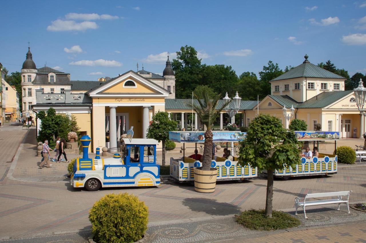 Pension Relax U Komina Františkovy Lázně Exterior foto